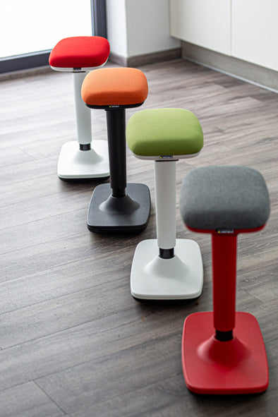 Steh-Sitz-Hocker M230